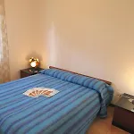 Azzurro 比比翁