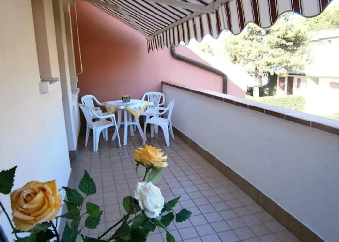 Azzurro Апартаменты *